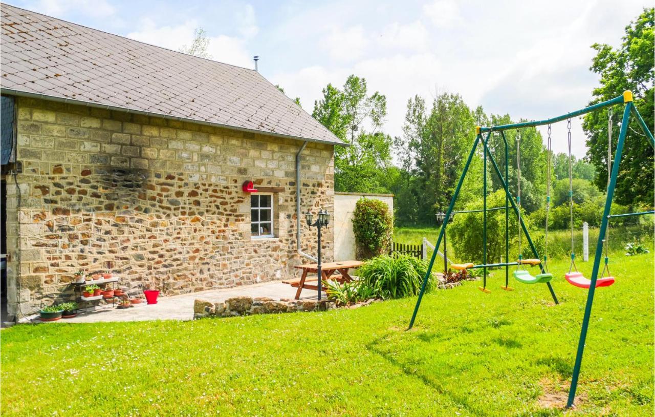 Gorgeous Apartment In Ponts With Wifi Buitenkant foto