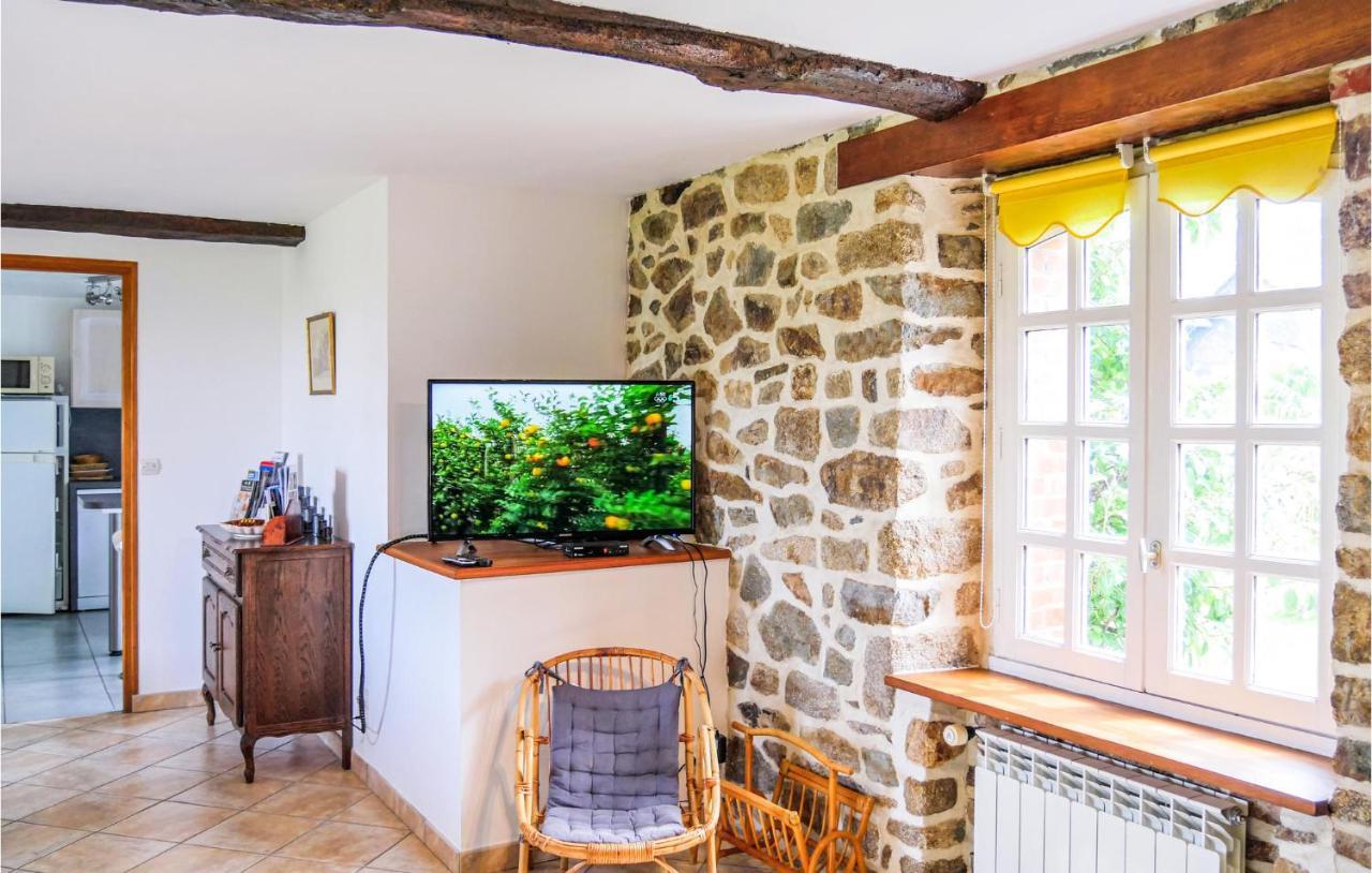 Gorgeous Apartment In Ponts With Wifi Buitenkant foto